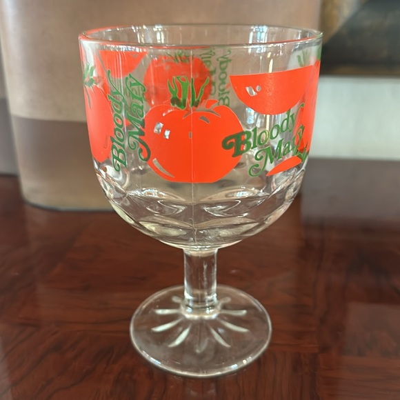*Vintage* Bloody Mary 16 Ounce Goblet Pedestal Glass - Picture 9 of 13